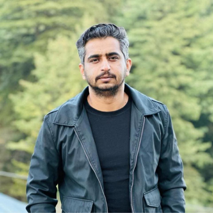 Profile photo of agent Faheem Akhtar HOD